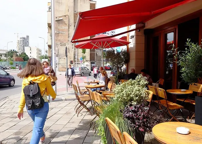 Galeria * Τίρανα