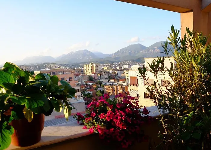 Galeria Τίρανα