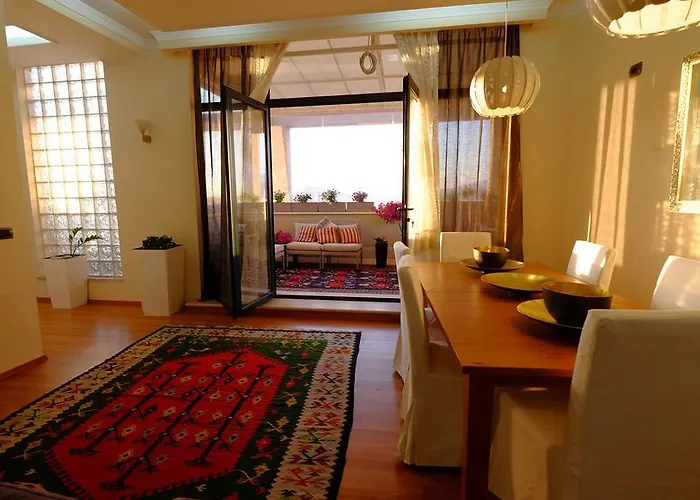 Galeria * Τίρανα