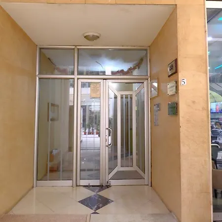 Galeria Apartment *