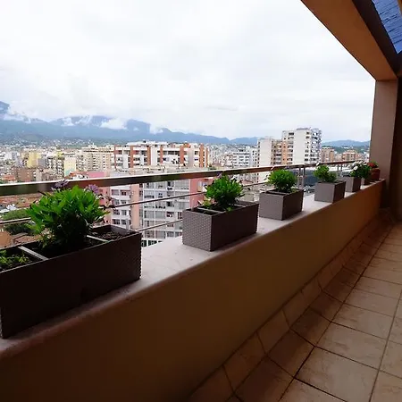 Galeria * Tirana