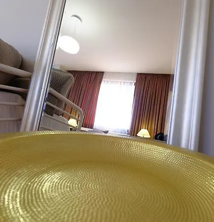 Galeria Apartment *